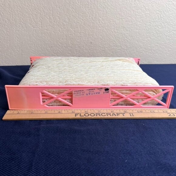 Vintage Off White Lace Trim 1.5 Inch Wide ~ New WITHOUT Tags - Picture 5 of 6